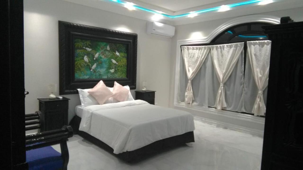 Hotel Villa Antigua San Salvador Kültér fotó