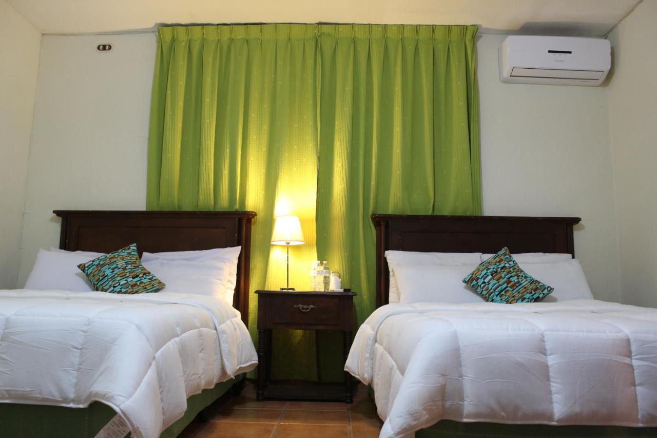 Hotel Villa Antigua San Salvador Kültér fotó